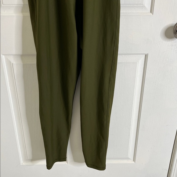 Old Navy PowerSoft Cami Bodysuit Women's Large NWT Olive - Picture 7 of 15